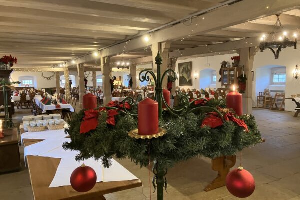 #4_1_IMG_2510 Adventsbuffet im Schloss