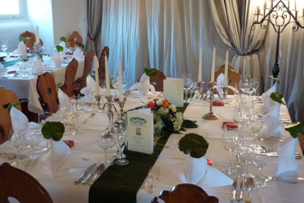 #3_2_Rittersaal #3 Rittersaal Schloss Sulzheim